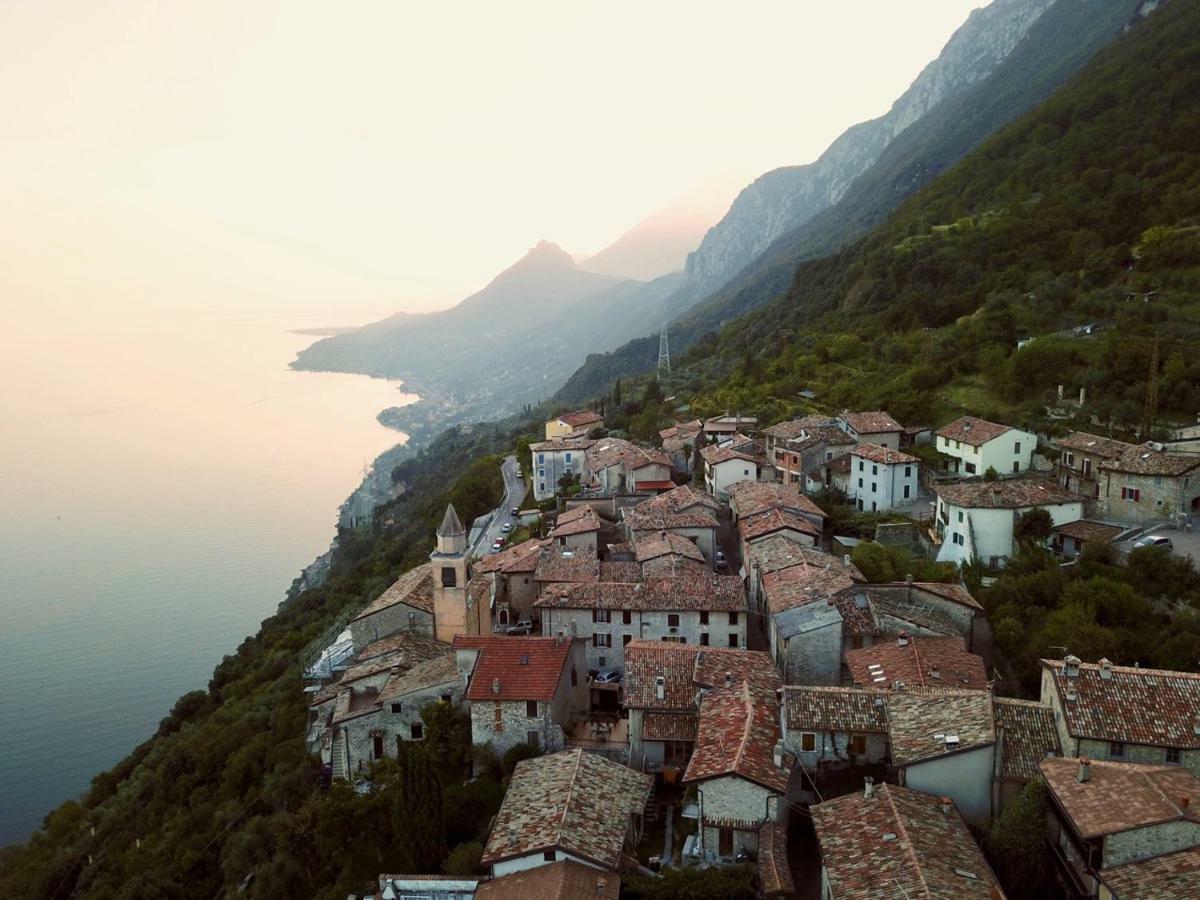Borgo Al Tempo Perduto Villa Gargnano Kültér fotó